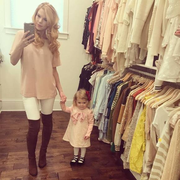 Meet your Posher, Amy - Picture 1 of 1